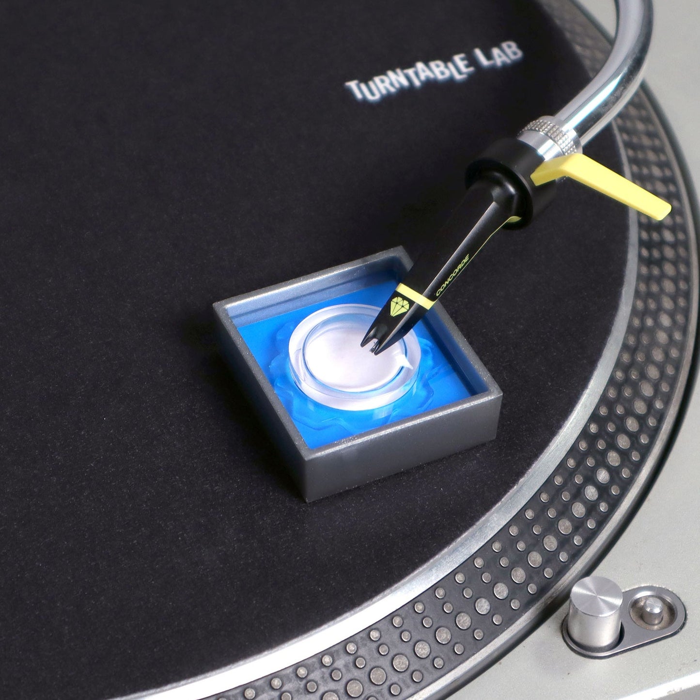 Onzow: Zerodust Stylus Cleaner